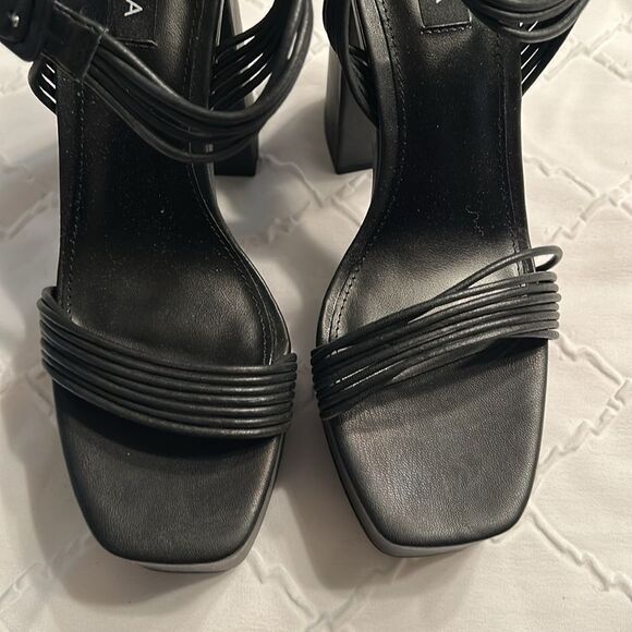 Aqua Black Block Heel Platform Sandals(Size 9.5M) - Picture 7 of 7